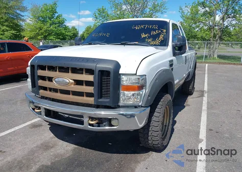 2010 Ford F-250 Lariat/Xl/Xlt из США, поврежденный, VIN 1FTSX2B5XAEB31031